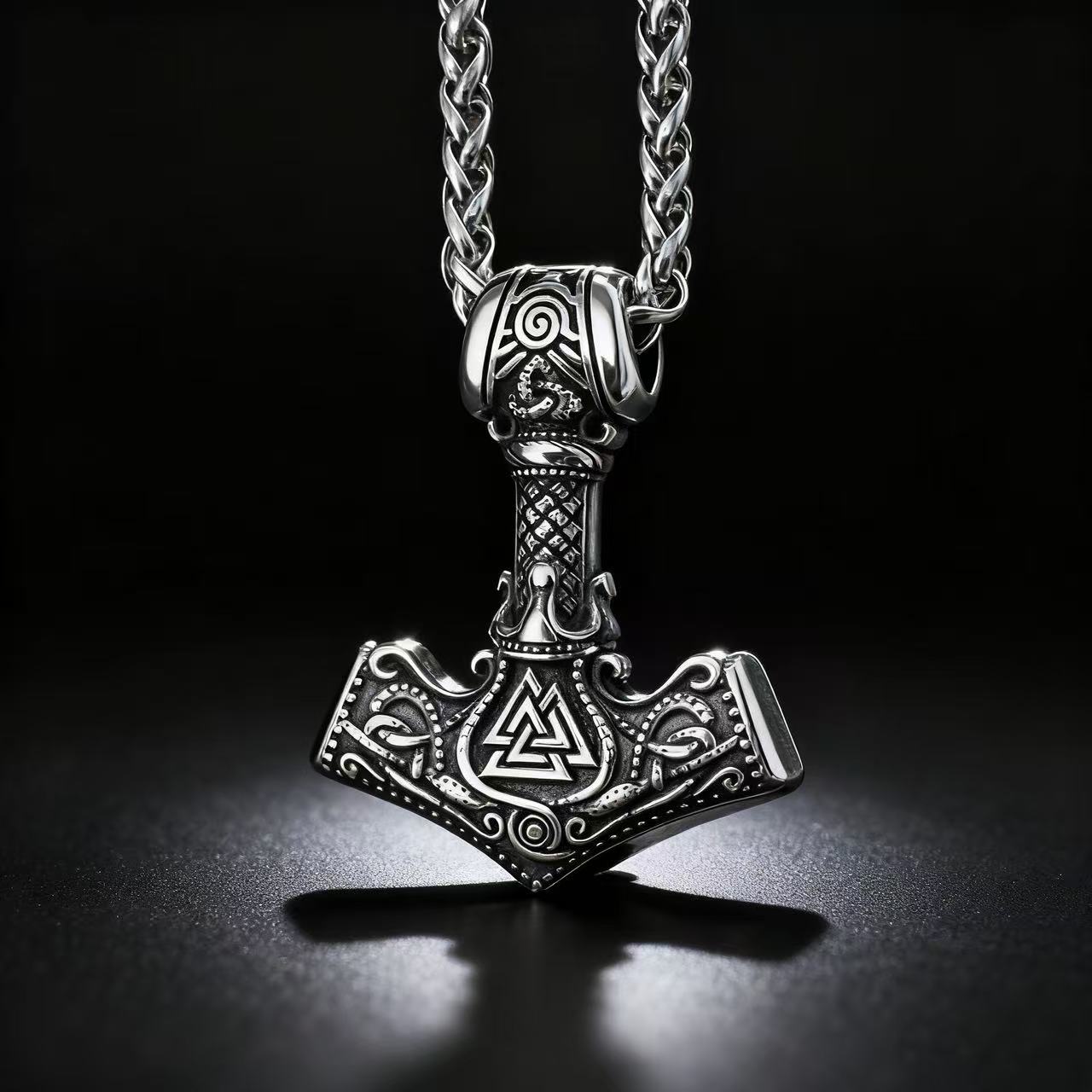 Colar com pingente de runa vik - Battle Rope Anchor avaliação e preço
